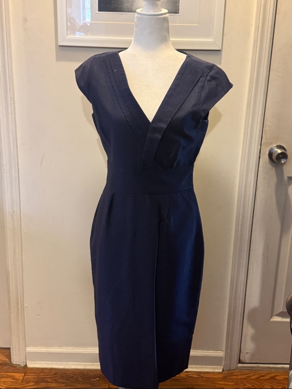 Reiss Navy V‑Neck Cap Sleeve Midi Sheath Dress